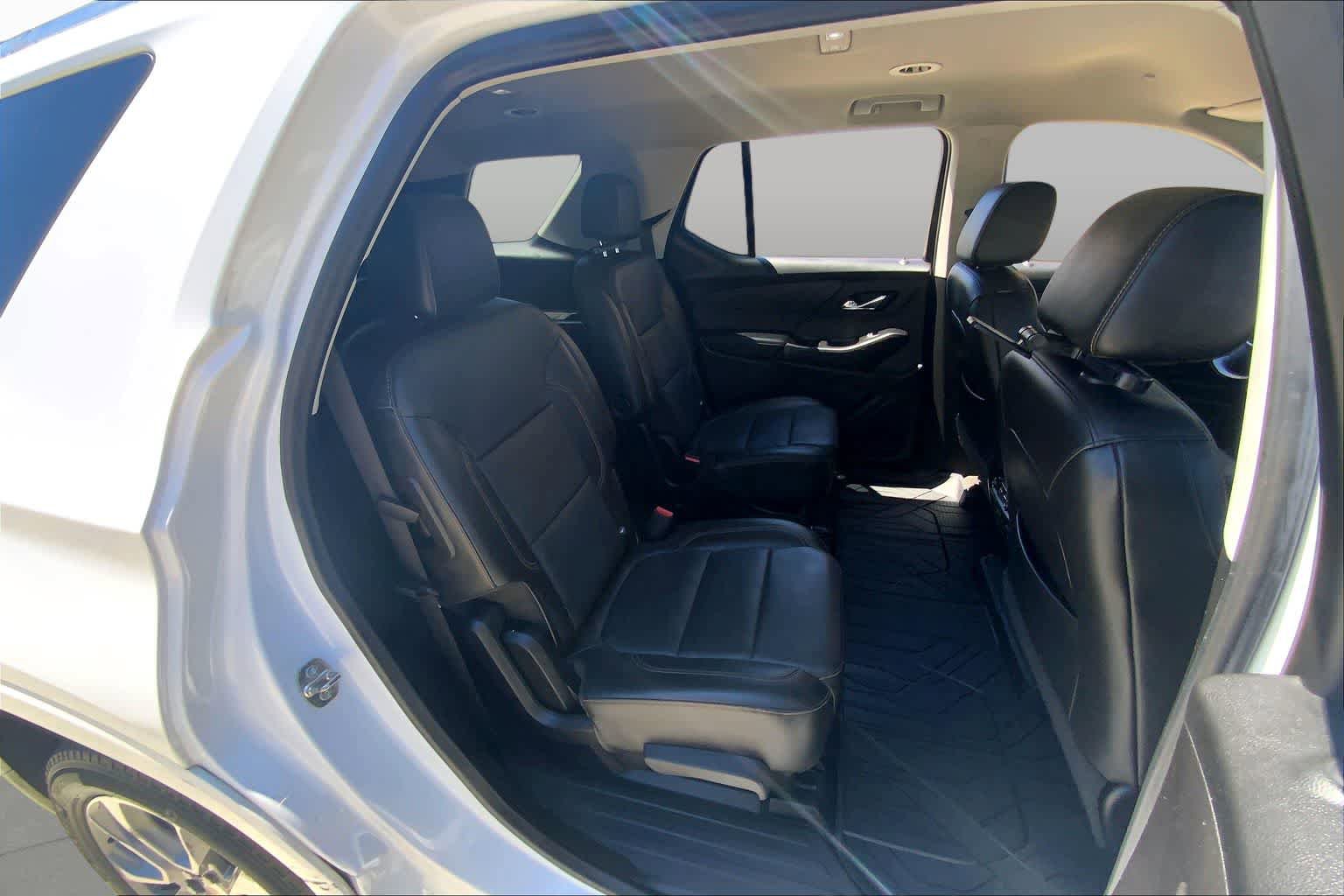 Used 2019 Chevrolet Traverse Premier w/ LPO, Floor Liner Package FWD image 20