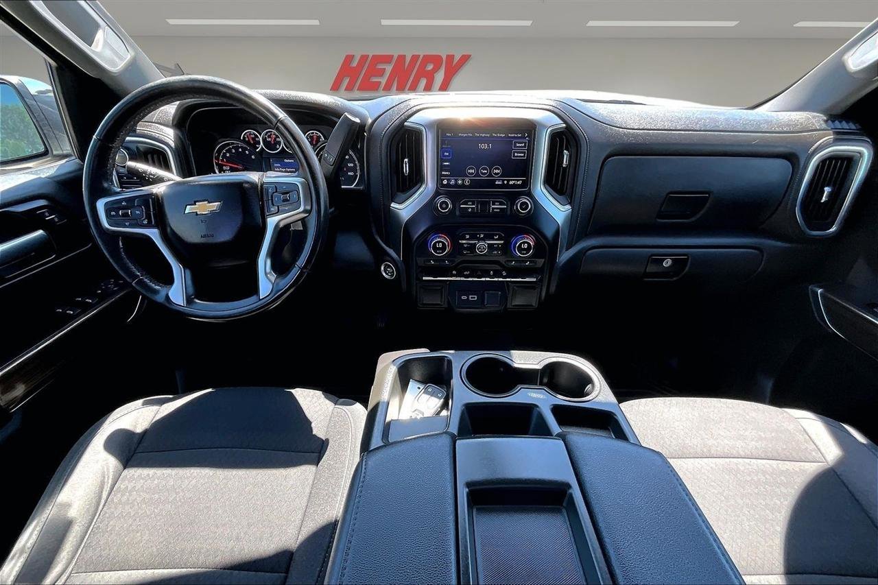 Used 2021 Chevrolet Silverado 1500 LT w/ Z71 Off-Road Package AWD/4WD image 9
