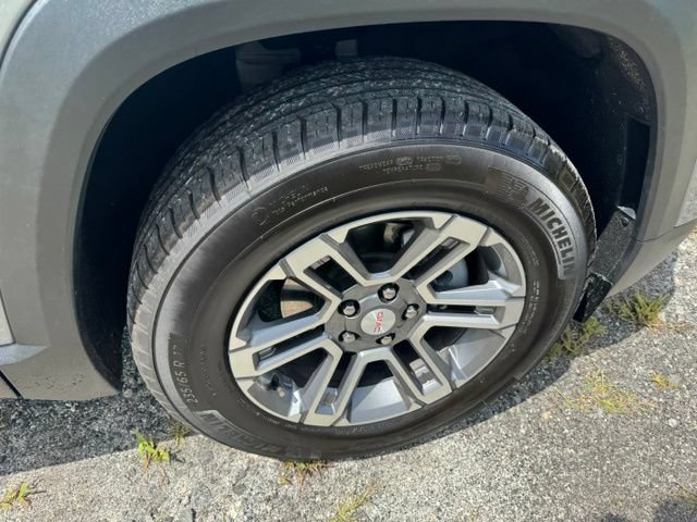 Used 2025 GMC Terrain Elevation AWD/4WD image 11