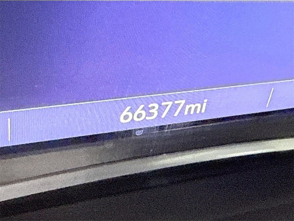 Used 2020 GMC Acadia AT4 w/ Driver Alert Package II image 4