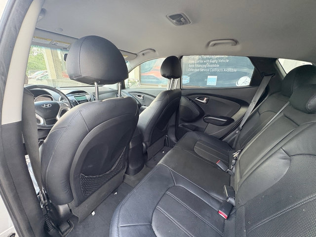 Used 2012 Hyundai Tucson Limited FWD image 18