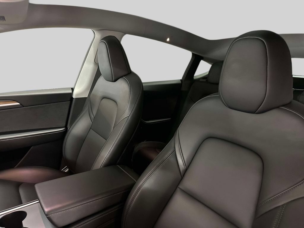 Used 2023 Tesla Model Y Long Range AWD/4WD image 22
