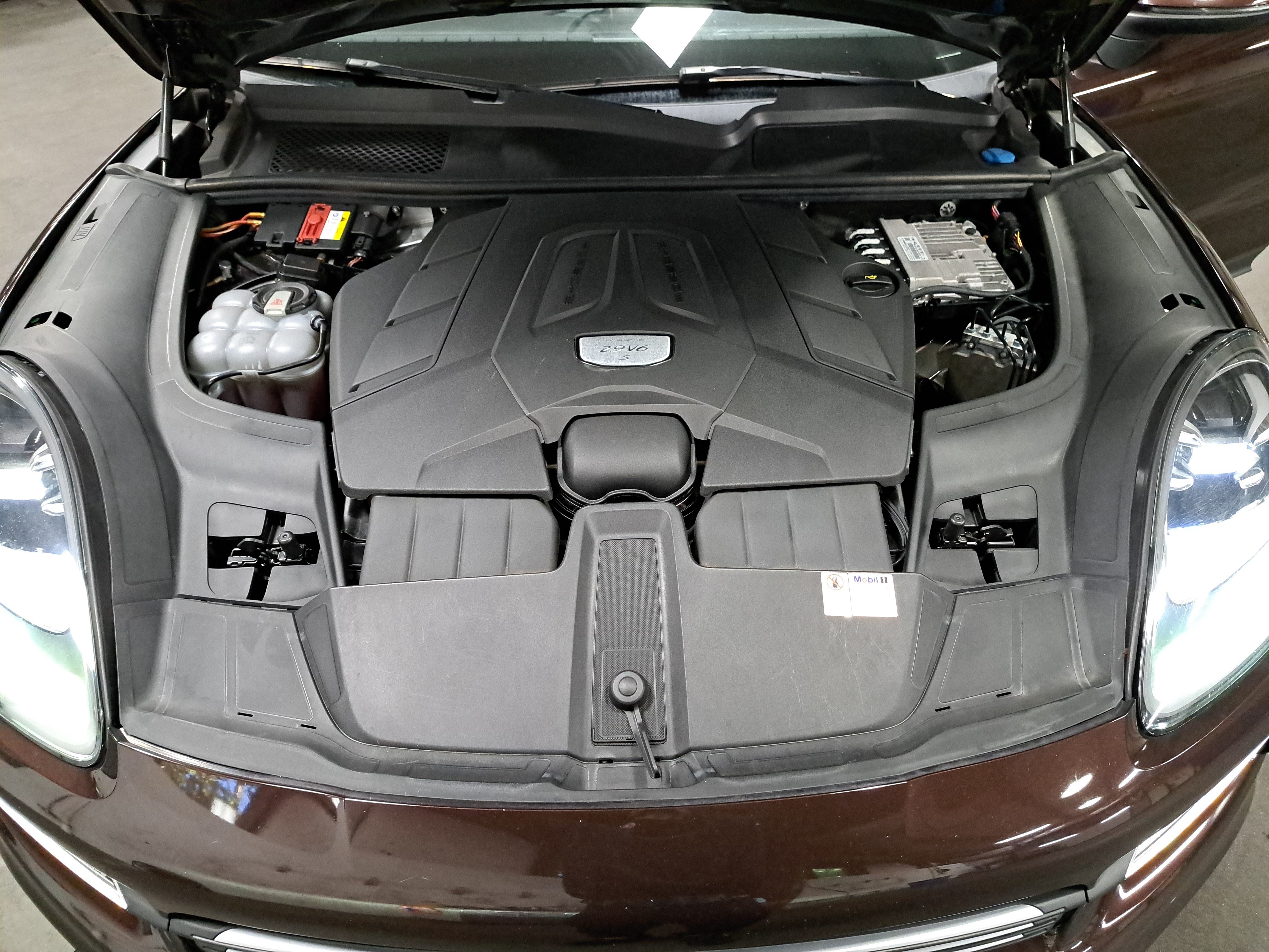 Used 2019 Porsche Cayenne S AWD/4WD image 31