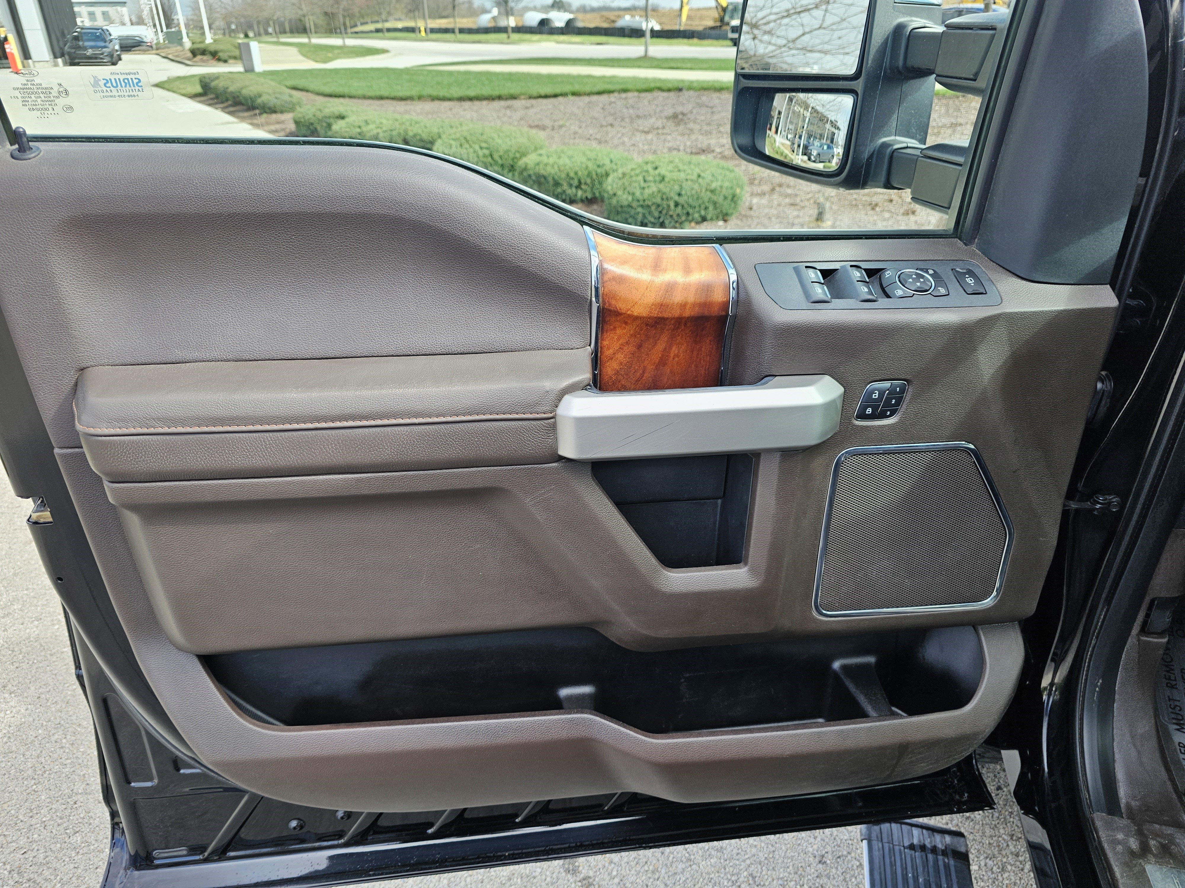 Used 2017 Ford F250 King Ranch w/ King Ranch Ultimate Package image 13