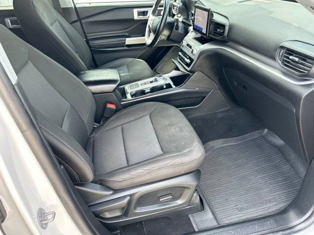 Used 2022 Ford Explorer XLT RWD image 46