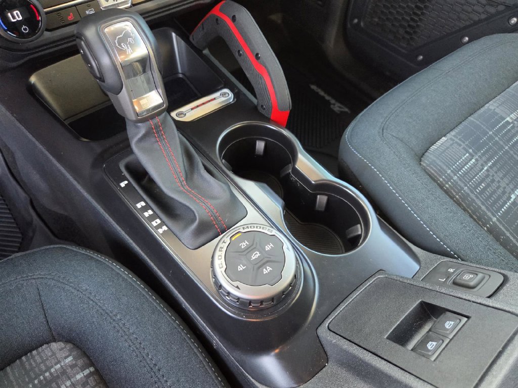Used 2024 Ford Bronco Heritage Edition AWD/4WD image 27