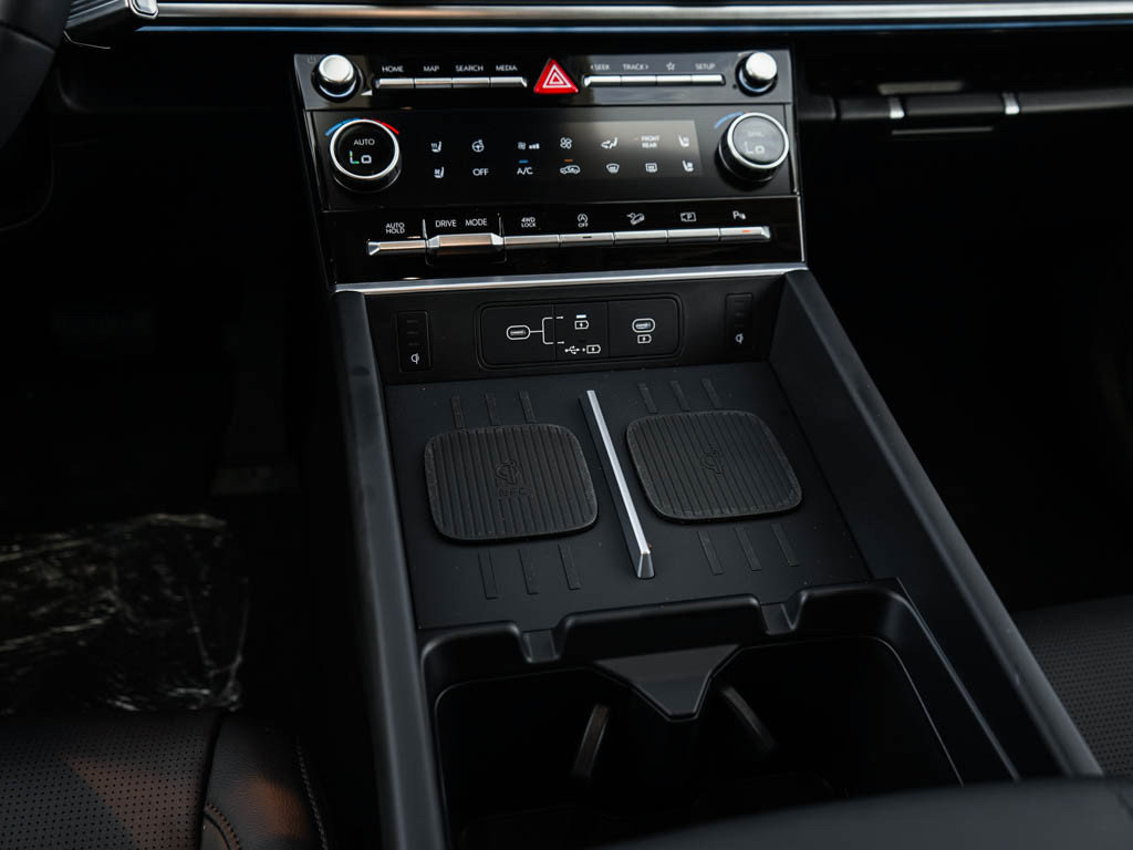 New 2026 Hyundai Santa Fe Limited AWD/4WD image 28