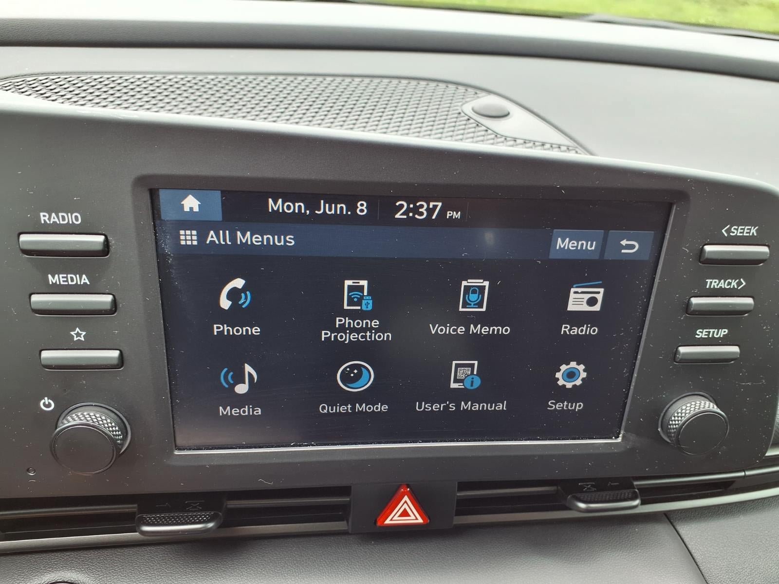 Used 2025 Hyundai Elantra Sport FWD image 4
