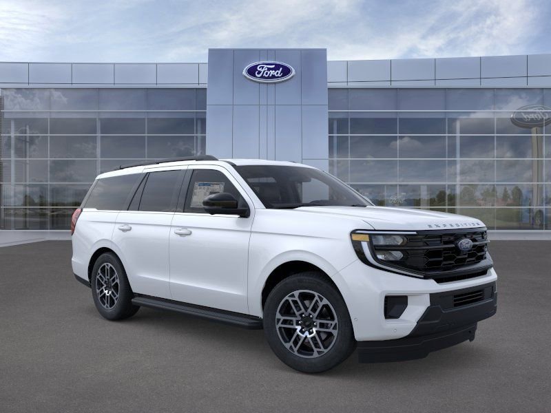 New 2026 Ford Expedition Active image 7