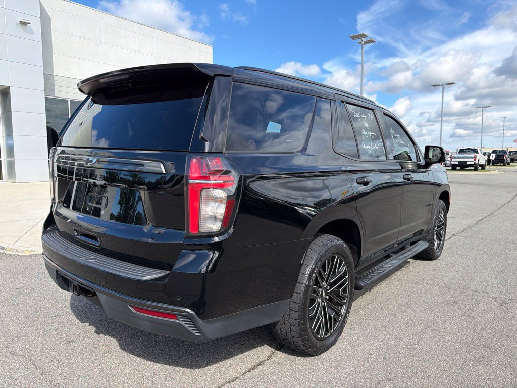 Used 2021 Chevrolet Tahoe Z71 w/ Luxury Package AWD/4WD image 8