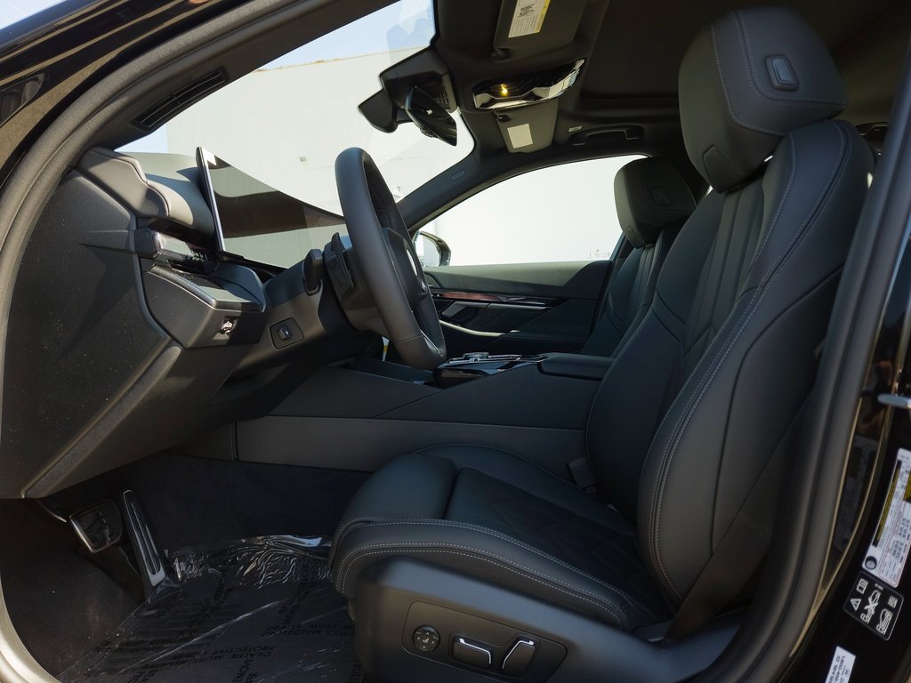 New 2026 BMW 540i xDrive image 8