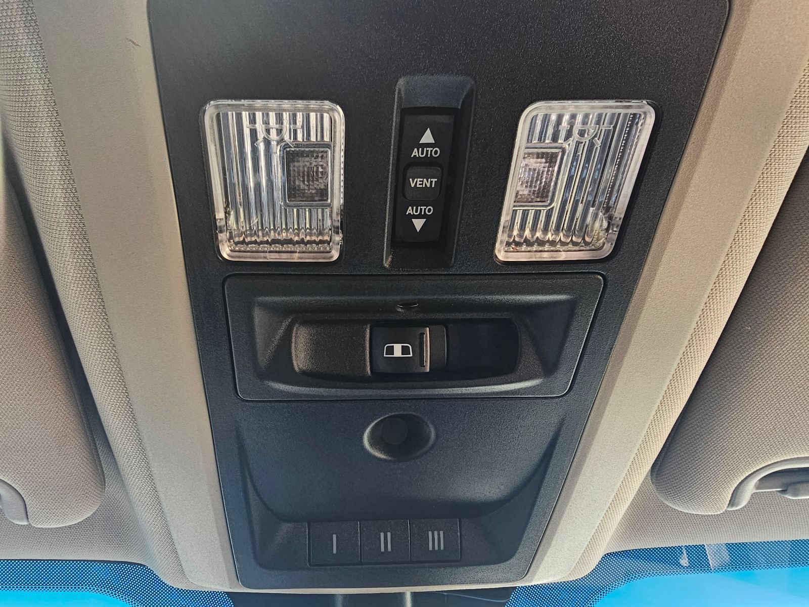 Used 2018 RAM 2500 Limited AWD/4WD image 37