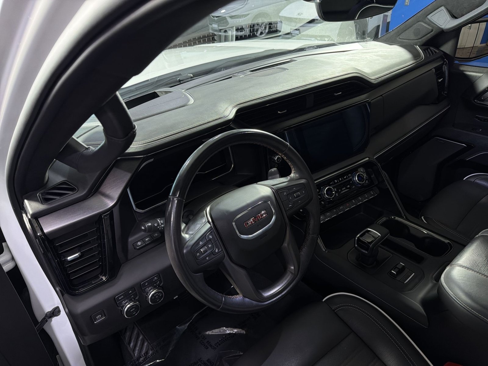 Used 2024 GMC Sierra 1500 AT4X AWD/4WD image 18