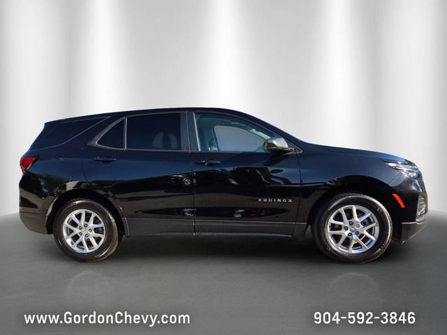 Used 2024 Chevrolet Equinox LS w/ LS Convenience Package FWD image 7