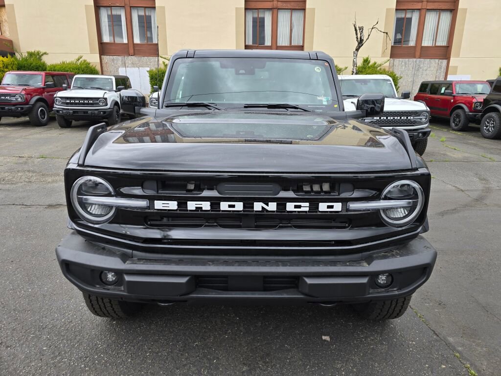 New 2026 Ford Bronco Outer Banks AWD/4WD image 2