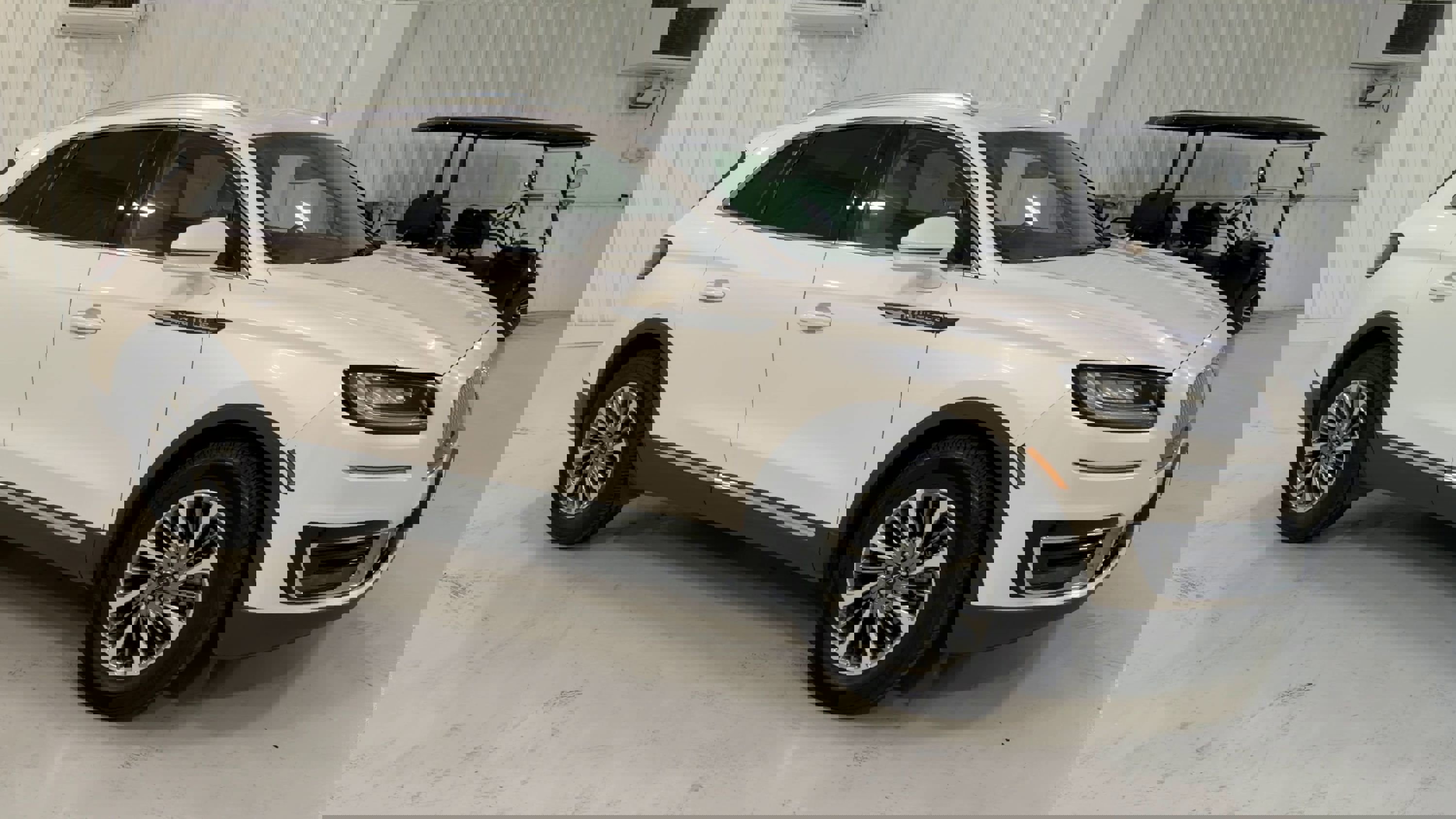 Used 2019 Lincoln Nautilus Select w/ Cargo Utility Package image 3