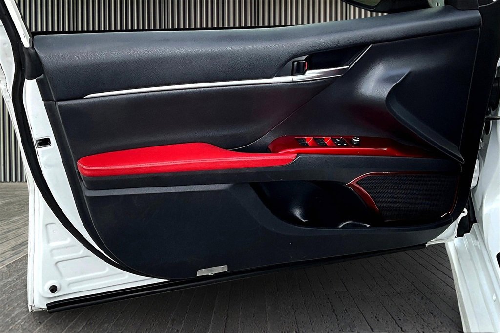 Used 2022 Toyota Camry XSE w/ Driver Assist Package image 23