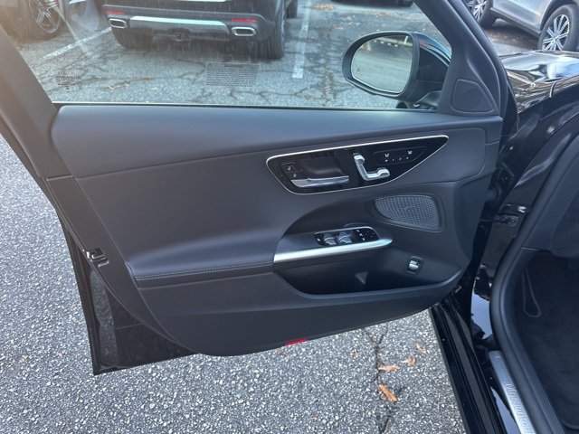 Used 2025 Mercedes-Benz C 300 Sedan image 13
