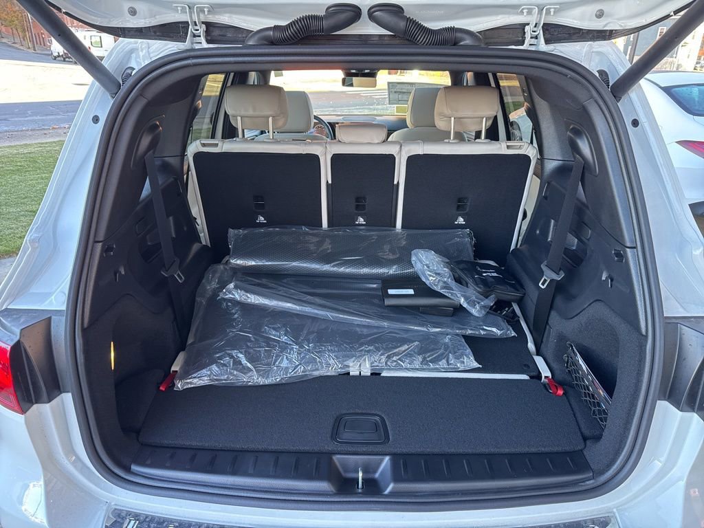 New 2026 Mercedes-Benz GLB 250 4MATIC image 29