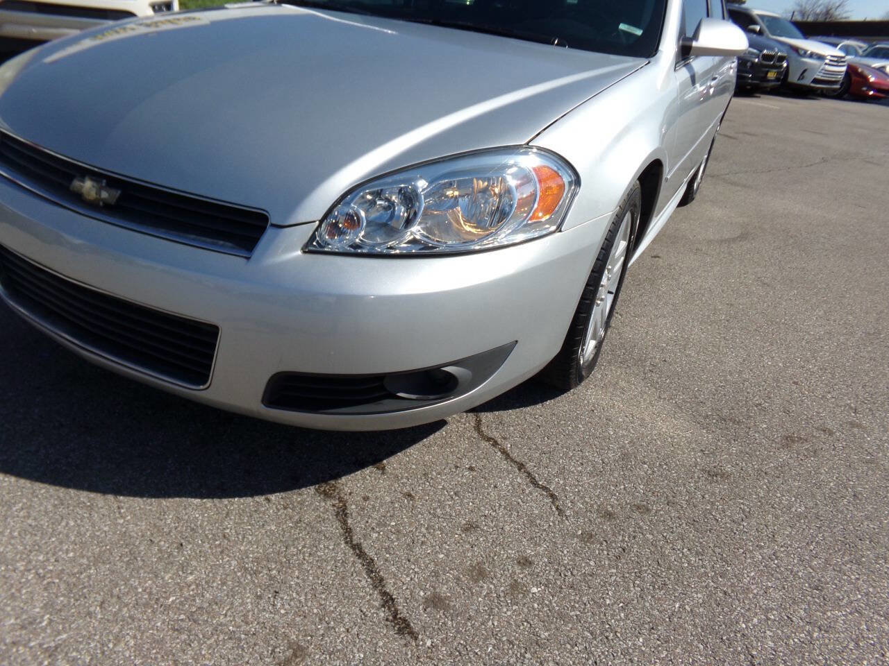 Used 2011 Chevrolet Impala LT w/ Luxury Edition Package image 27