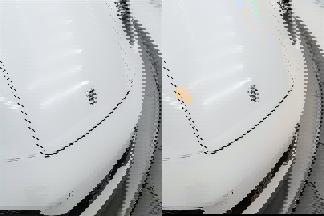 Used 2025 Porsche 911 Carrera w/ Premium Package image 96