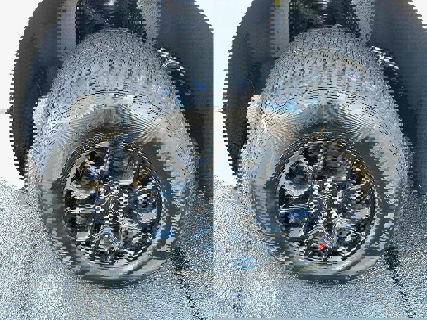 Used 2025 Ford F150 XLT w/ Equipment Group 302A MID image 15