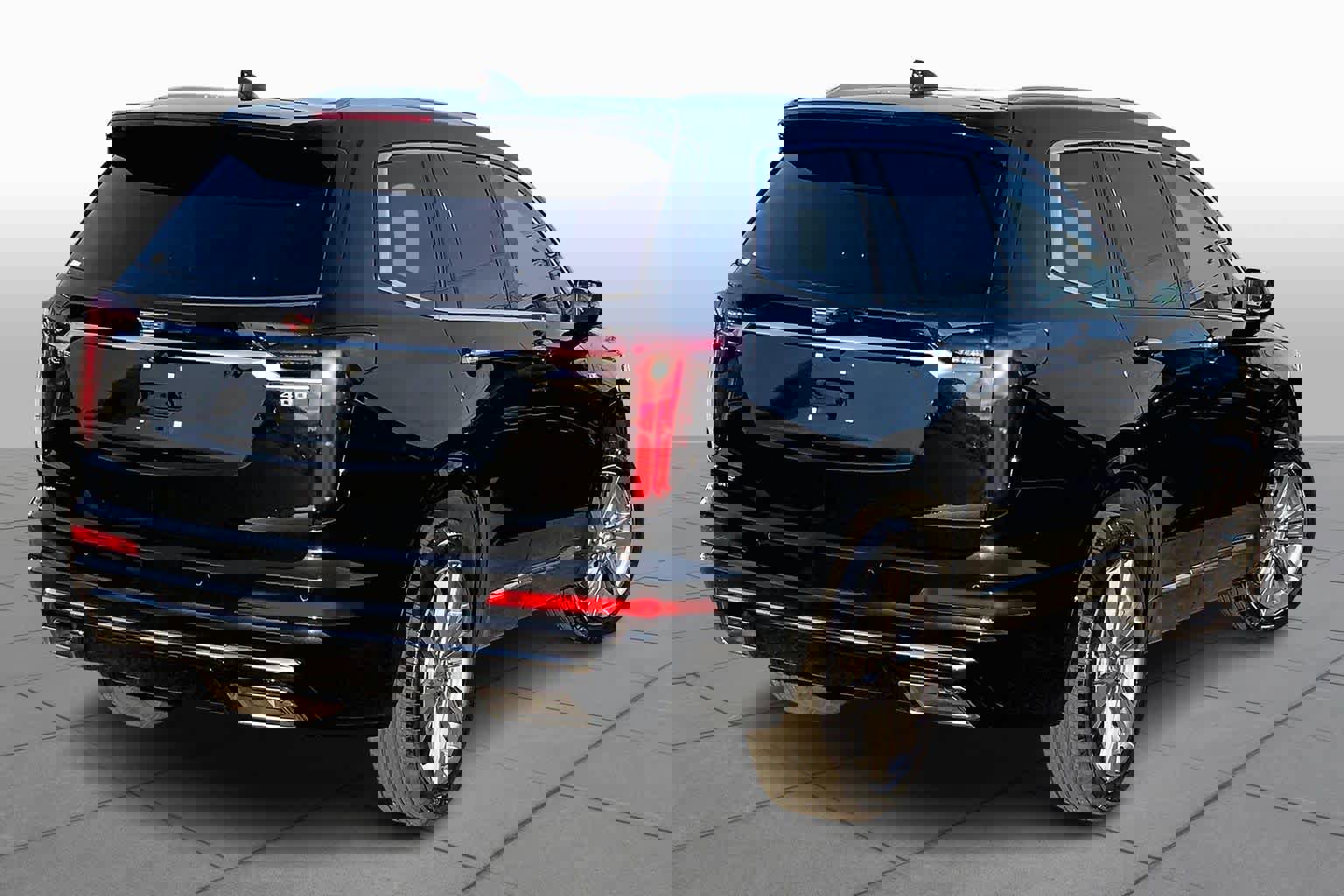 Used 2025 Cadillac XT6 Premium Luxury w/ Technology Package image 13