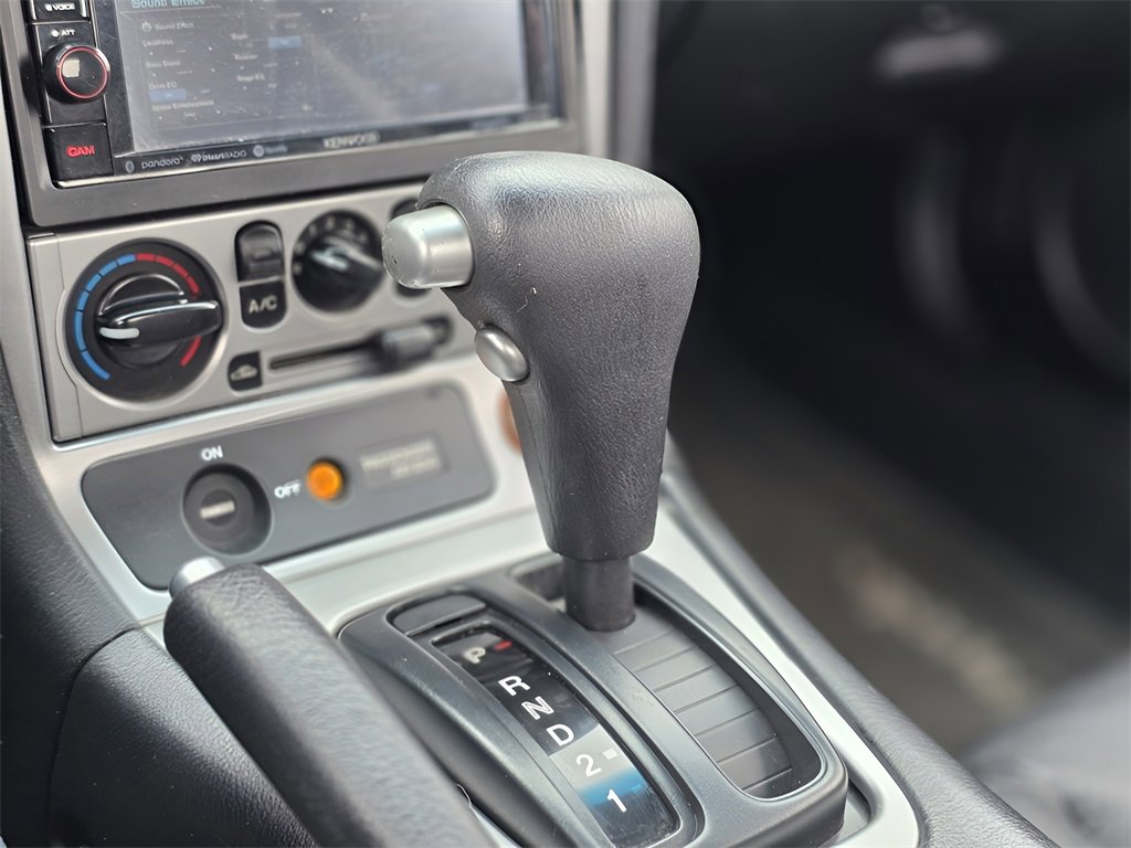 Used 2005 MAZDA MX-5 Miata LS image 31