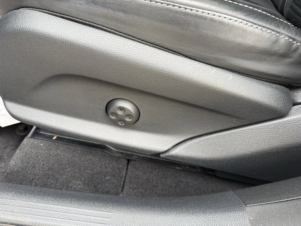 Used 2020 Mercedes-Benz GLC 63 AMG 4MATIC Coupe image 16