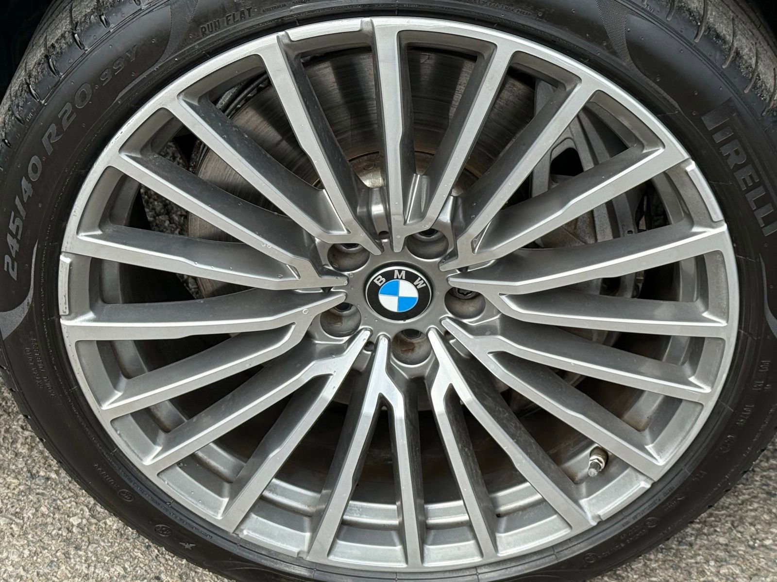 Used 2021 BMW 750i xDrive w/ Executive Package image 52