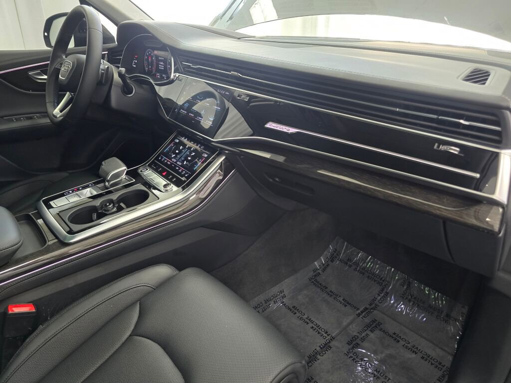 Used 2023 Audi Q7 3.0T Prestige image 26