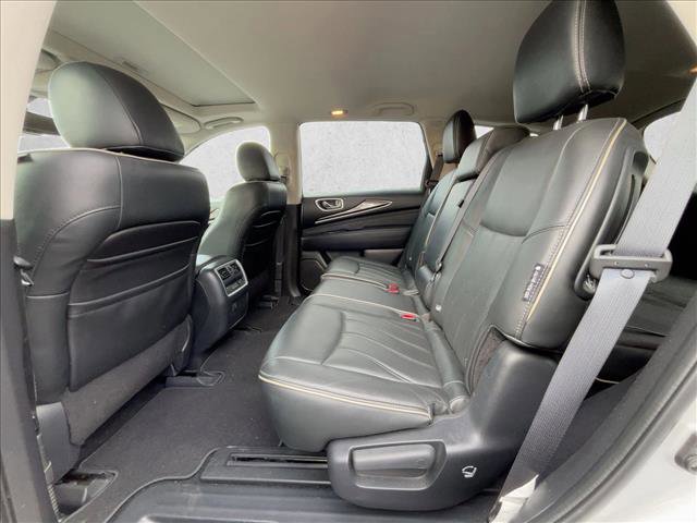 Used 2019 INFINITI QX60 Luxe w/ Essential Package image 18