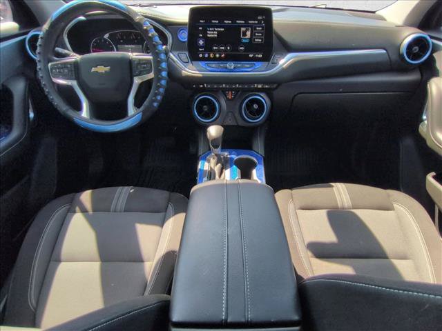 Used 2025 Chevrolet Blazer LT FWD image 17