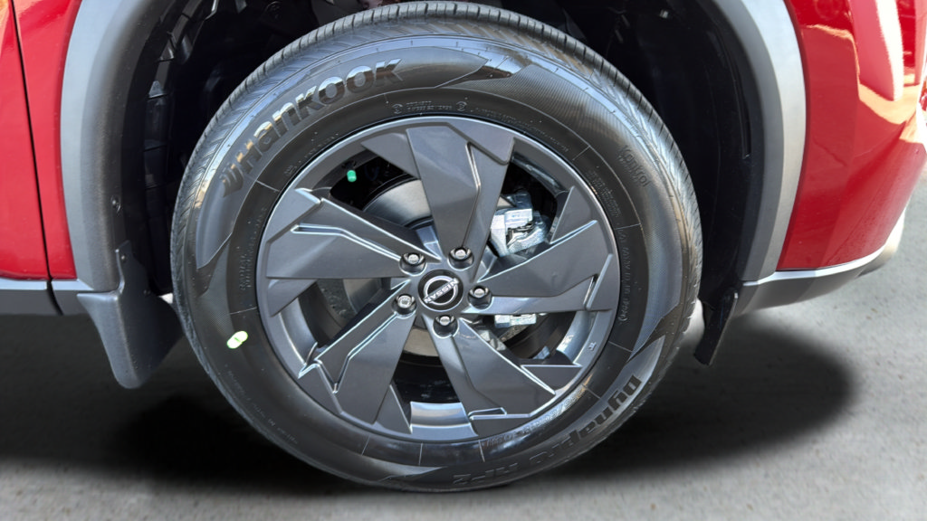New 2026 Nissan Rogue SV AWD/4WD image 32