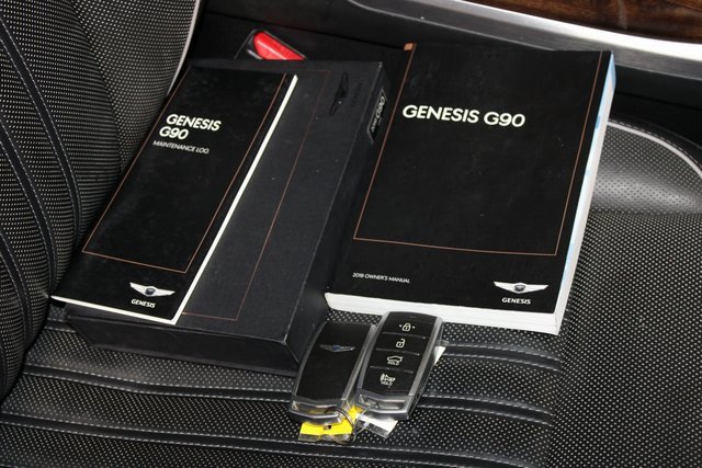Used 2019 Genesis G90 3.3T Premium image 34
