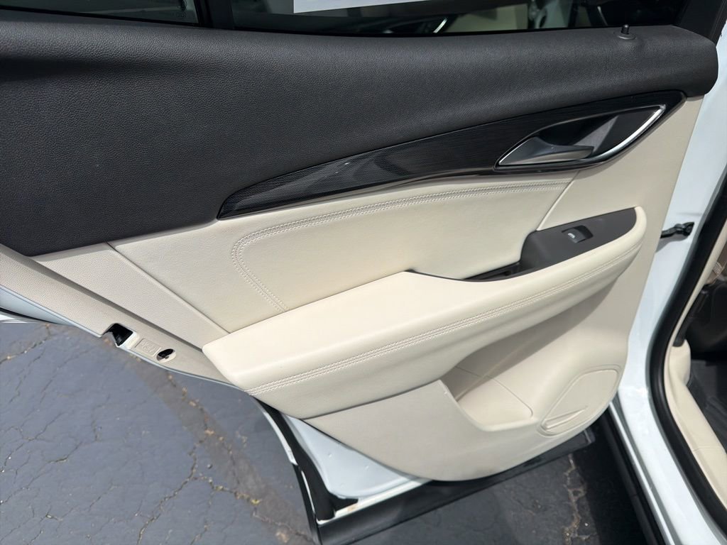 Certified 2021 Buick Envision Essence w/ Technology Package I FWD image 12