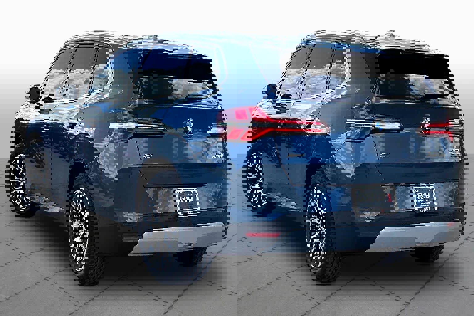 Used 2026 BMW X3 xDrive30 w/ Convenience Package image 11