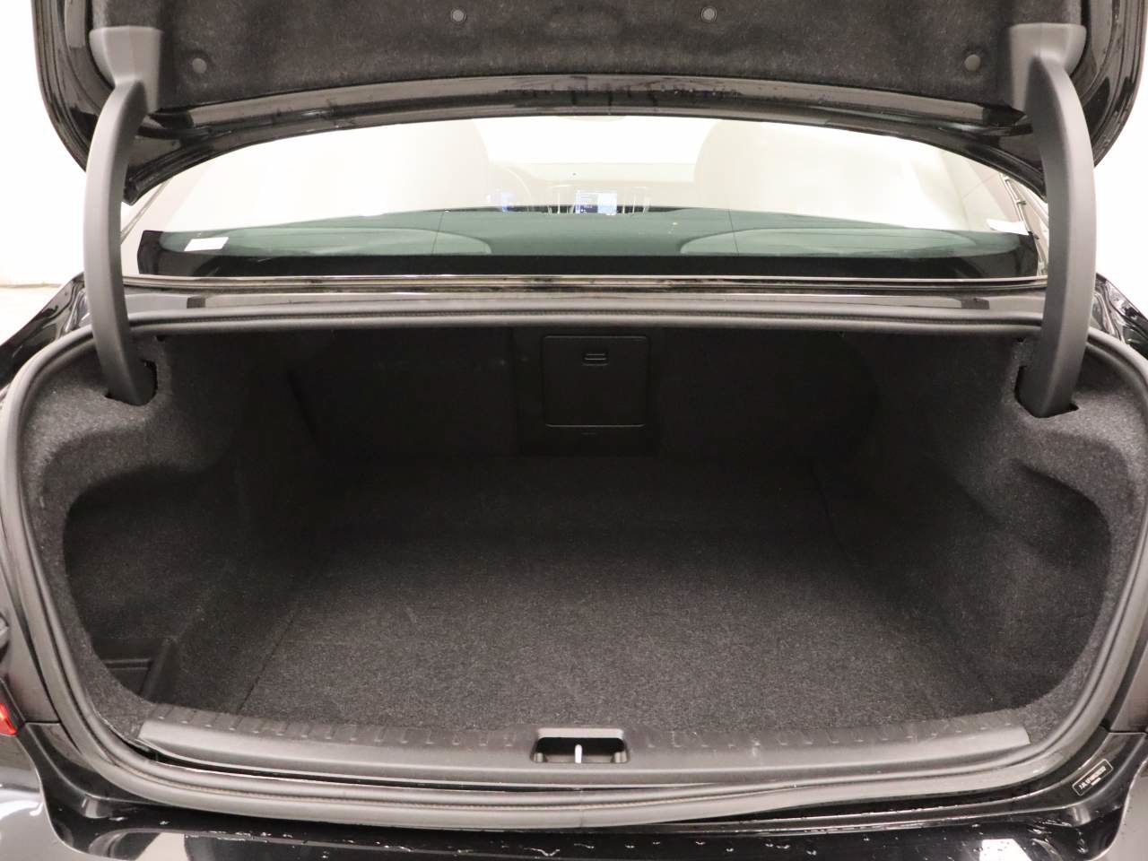 Used 2024 Volvo S60 B5 Plus FWD image 19