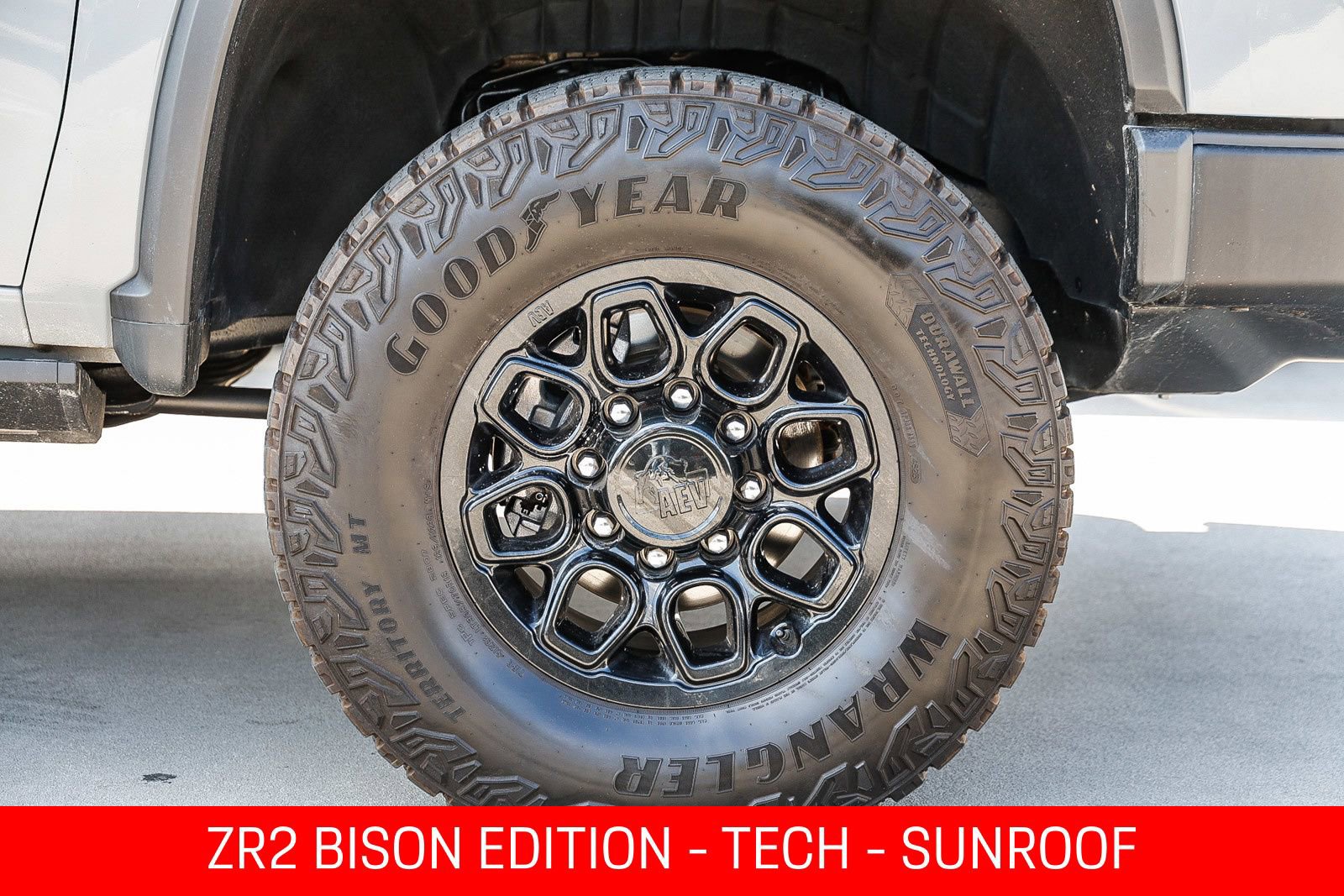 Used 2024 Chevrolet Silverado 2500 ZR2 w/ ZR2 Bison Edition AWD/4WD image 9