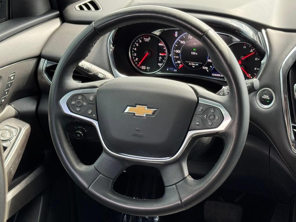 Used 2023 Chevrolet Traverse Premier FWD image 31