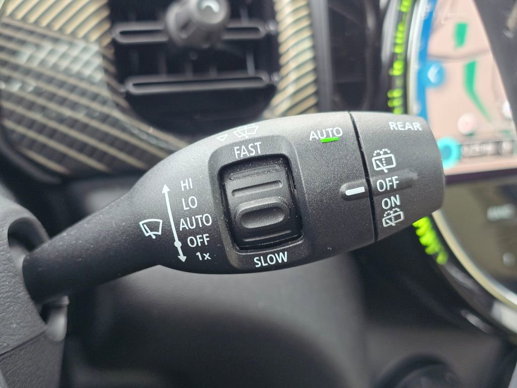 Used 2024 MINI Cooper SE w/ MINI Resolute Edition image 69