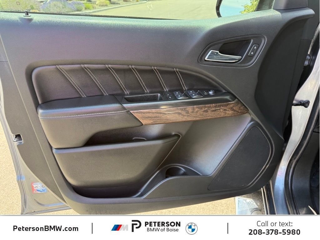 Used 2022 GMC Canyon Denali AWD/4WD image 13