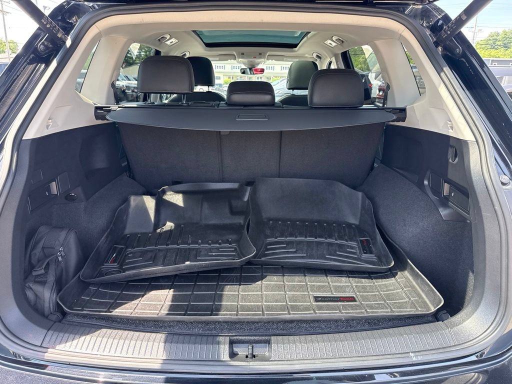 Used 2022 Volkswagen Tiguan SE w/ Panoramic Sunroof Package AWD/4WD image 26
