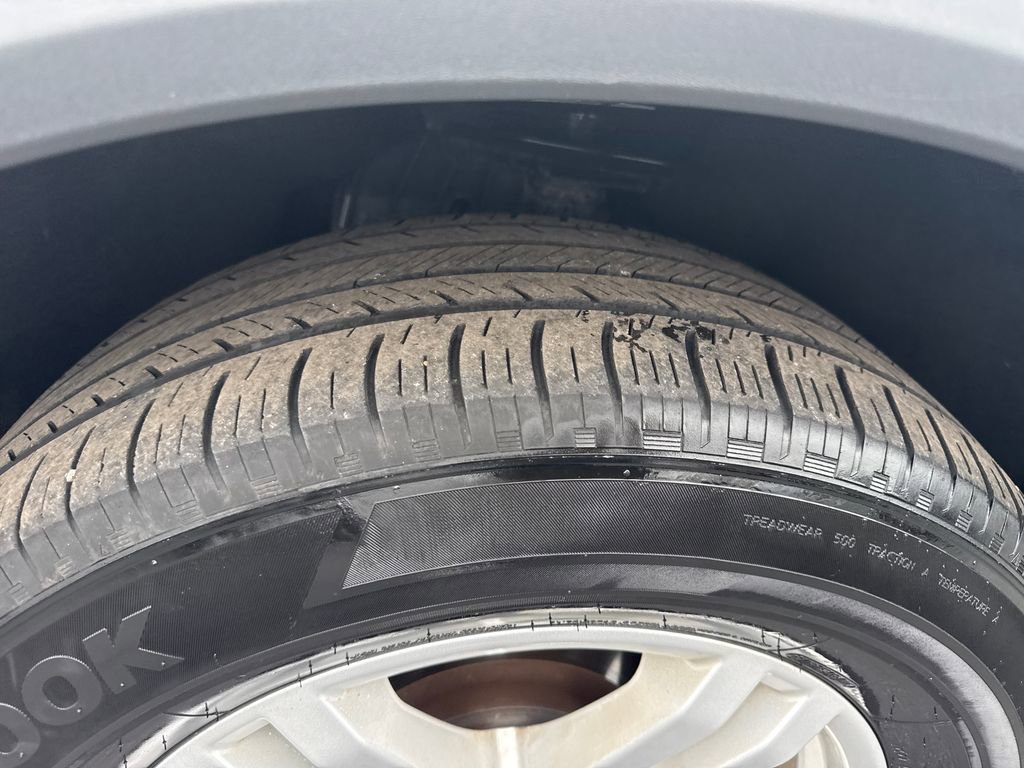 Used 2023 Ford Explorer XLT w/ Equipment Group 202A image 23