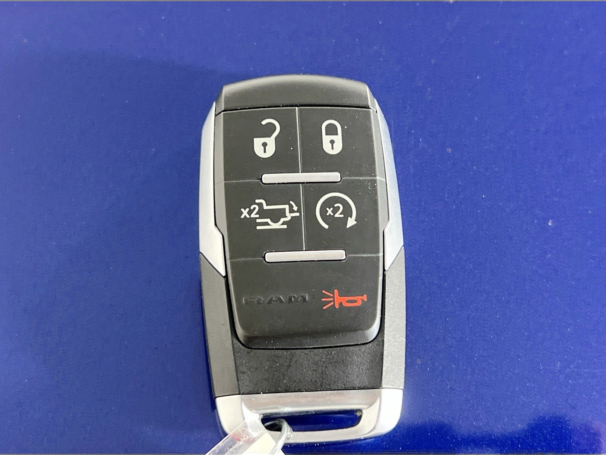 Used 2018 Toyota Camry LE image 35