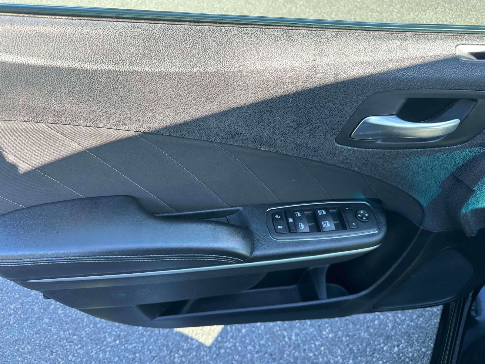 Used 2023 Dodge Charger SXT image 16