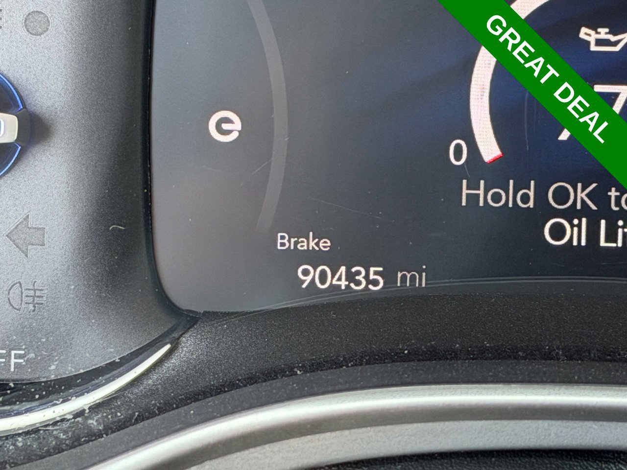 Used 2018 Chrysler Pacifica Touring-L FWD image 22
