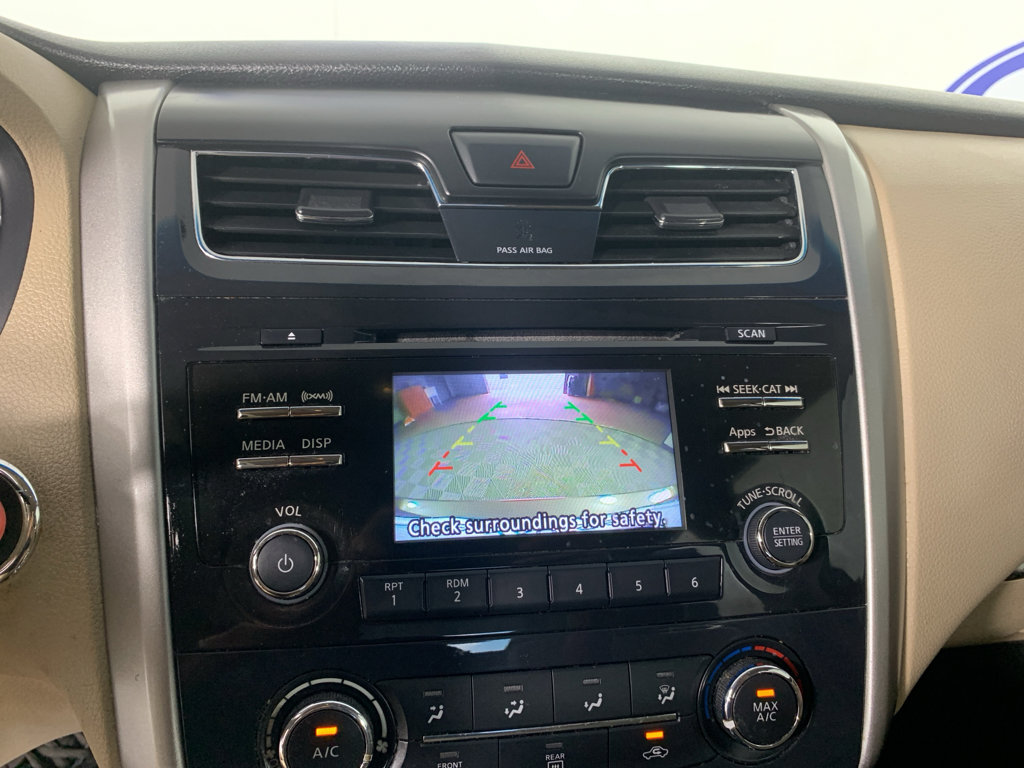 Used 2015 Nissan Altima 2.5 S w/ Sport Value Package image 23