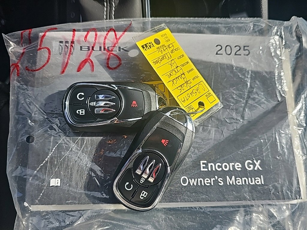 Used 2025 Buick Encore GX Sport Touring w/ Advanced Technology Package image 25