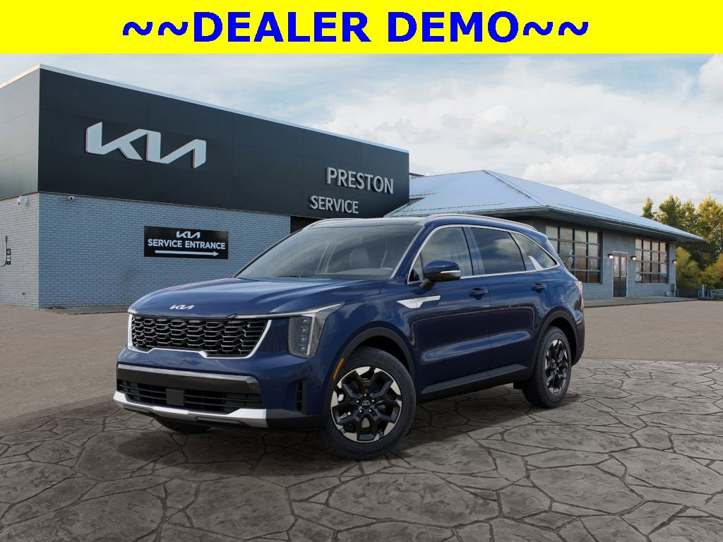 New 2025 Kia Sorento S w/ Panoramic Sunroof Package